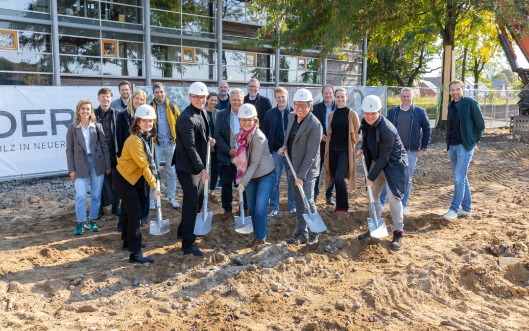 Neuer DERIX Campus:  Erster Spatenstich markiert erfolgreichen Baustart